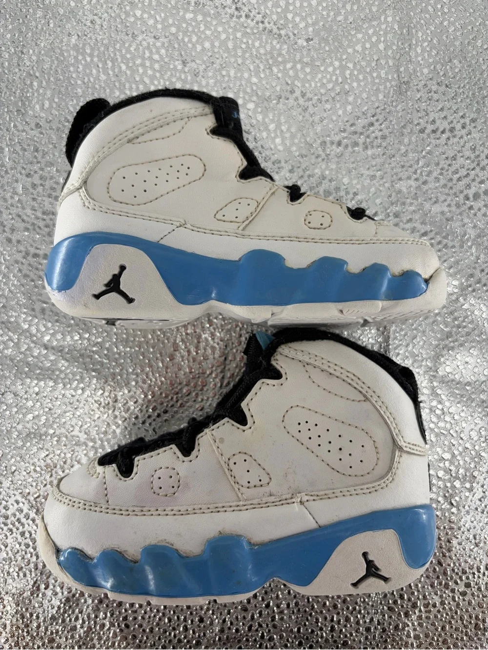 Air Jordan 9 UNC Baby